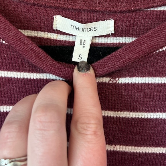 Maurice’s Size Small Purple and White Stripped Long Sleeve Shirt - Picture 3 of 10